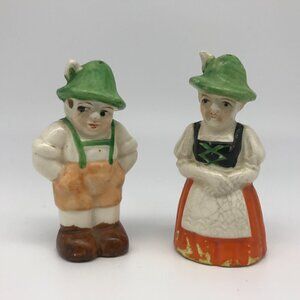 Vintage Salt and Pepper Orange and Green Dutch Couple Novelty Japan